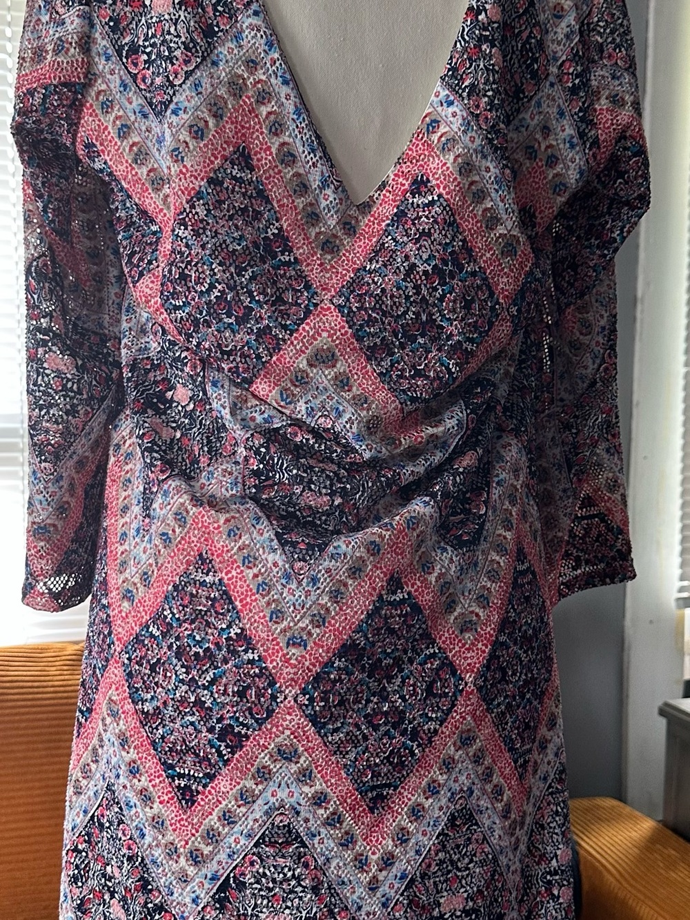 V-Neck Chevron Floral Tunic in Pink and Navy